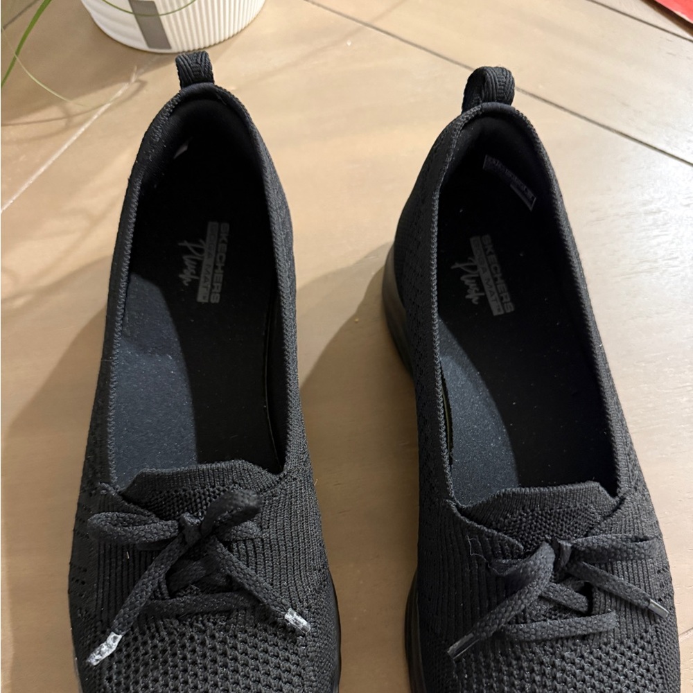 Skechers Women's Black Knit Flats - Picture 9 of 14